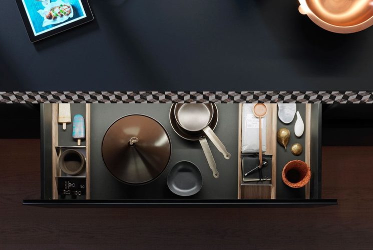 Cuisine Valcucine Genius Loci Vitrum ardoise mat V-Motion | Cuisiniste Nice | AS Design