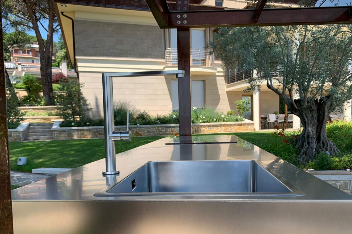 OF Outdoor Kitchen : cuisines d'extérieur professionnelles